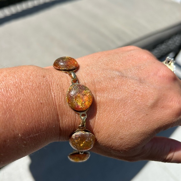 4/$100 OPAL Elegant Gold and Brown Bracelet 7 inches - Picture 1 of 6
